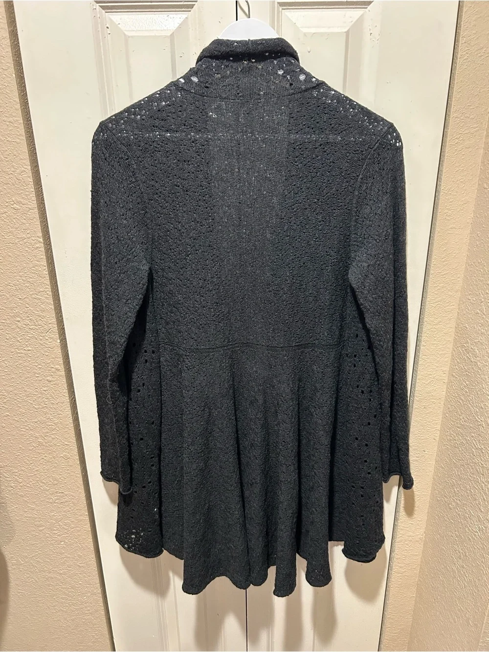 Eileen Fisher “Flutter” Merino Wool 100% Cardigan , Small